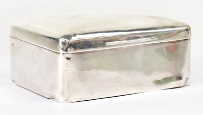 Lot 928 - SAMPSON MORDAN & CO; an Edward VII hallmarked...