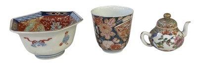 Lot 631 - A late 19th/early 20th century Japanese Imari...