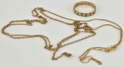 Lot 1133 - Two 9ct gold dainty chains with ring clasps...