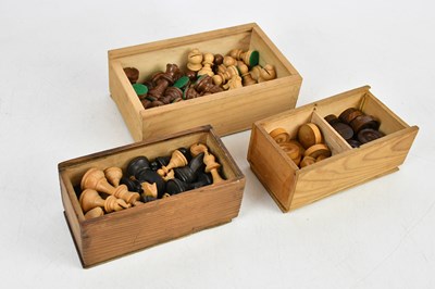 Lot 1274 - Two complete chess sets and a complete...