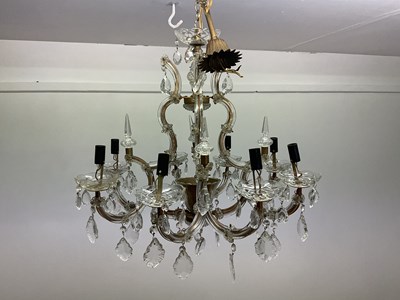 Lot 491 - A large 20th century crystal chandelier with...