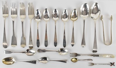 Lot 1041 - A quantity of mixed 18th and 19th century...