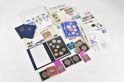 Lot 2516 - A collection of assorted coins and first day...