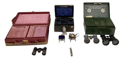 Lot 335 - A group of mixed collectables including three...