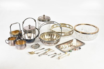 Lot 1319 - A Continental white metal ashtray inset with a...