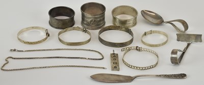 Lot 1097 - WILLIAM NEALE & SON LTD; a George V hallmarked...