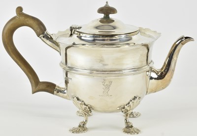 Lot 1027 - GOLDSMITHS & SILVERSMITHS CO LTD; a George V...