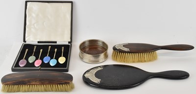 Lot 1098 - W I BROADWAY & CO; a modern Elizabeth II...