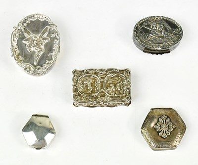 Lot 572 - K L DOWNES; an Elizabeth II hallmarked silver...