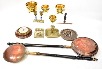 Lot 782 - A quantity of copper and brassware, including...