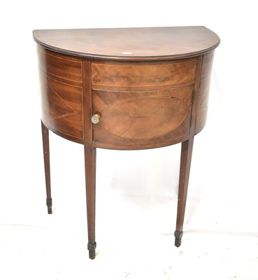 Lot 104 - A 19th century mahogany bow-fronted pot...
