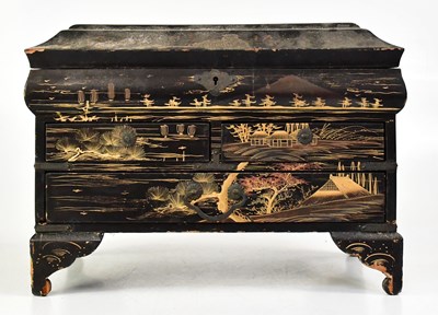 Lot 620 - A 19th century Japanese lacquered jewellery...
