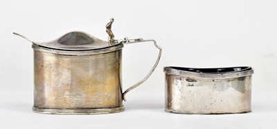 Lot 912 - A 19th century hallmarked silver mustard and...
