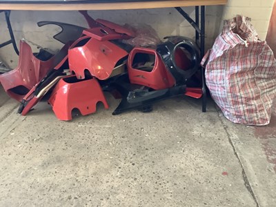 Lot 2022 - A collection of motorcycle front fairing,...