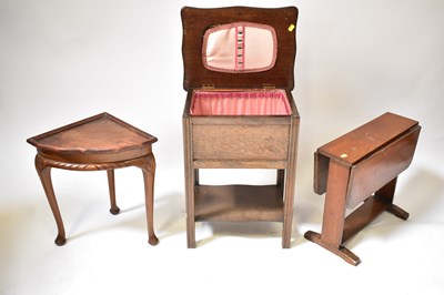 Lot 74 - Five items of vintage small furniture,...