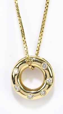 Lot 1409 - A 14ct yellow gold fine box link chain...