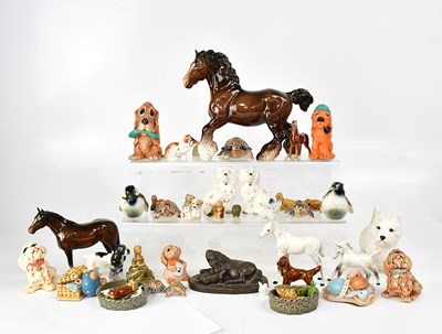 Lot 195 - A quantity of porcelain and pottery, mainly...