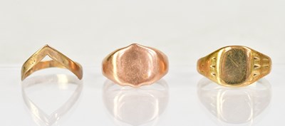 Lot 1035 - Two 9ct yellow gold signet rings with blank...