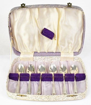 Lot 852 - PURCELL BROTHERS; a cased set of six George V...