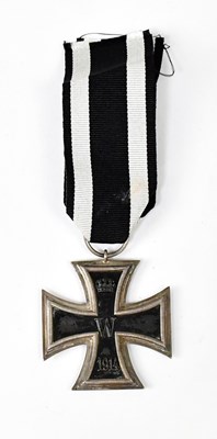 Lot 422 - A WWI German 1914 Second Class Iron Cross with...