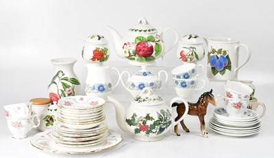 Lot 187 - A quantity of various ceramics including a...