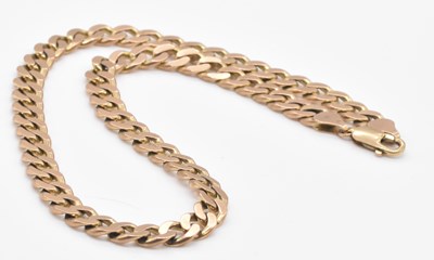 Lot 456 - A 9ct yellow gold curb link chain, length 41cm,...