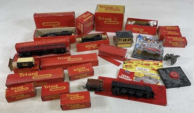 Lot 76 - TRI-ANG; train items, to include three steam...