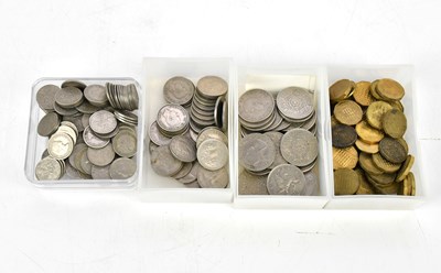Lot 2559 - A collection of mixed coins including...