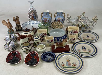 Lot 232 - A quantity of ceramics, to include Torquay...