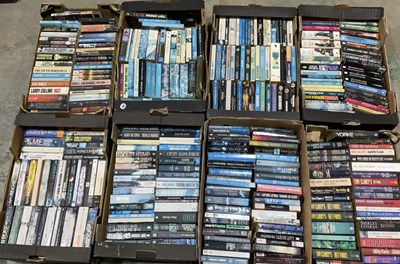 Lot 355 - A large quantity of science fiction and...