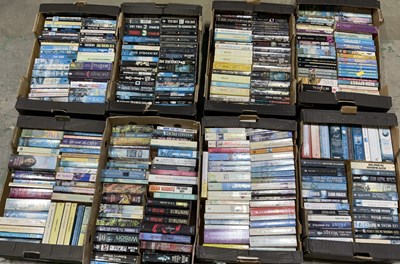 Lot 356 - A large quantity of science and fiction etc...