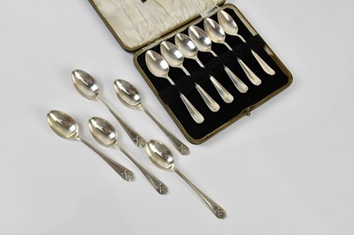 Lot 2224 - VINERS LTD; a cased set of six George V...