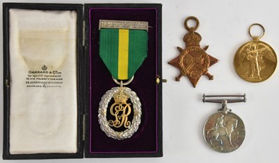 Lot 293 - A trio of WWI medals comprising the British...