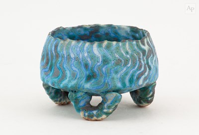 Lot 496 - PETER BEARD (born 1951); a stoneware bowl on...