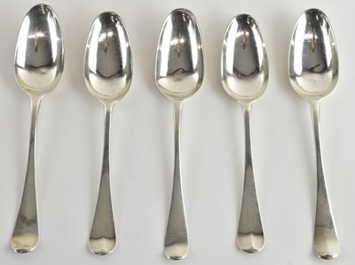 Lot 1096 - A set of five 18th century Fiddle pattern...