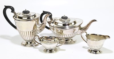 Lot 2039 - EH PARKIN & CO; an Elizabeth II hallmarked...