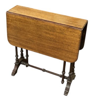 Lot 77 - An Edwardian mahogany drop-leaf Sutherland...