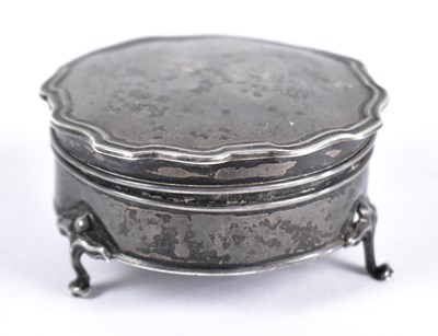 Lot 1170 - A George V hallmarked silver jewellery box