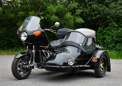 Lot 1298 - HONDA; Gold Wing GL1100 with sidecar and...