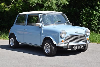 Lot 1297 - MORRIS; Mini 1000, 998cc, registration MNF...