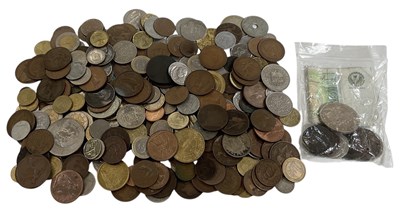 Lot 1662 - A quantity of various UK and world mixed coins,...