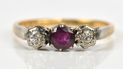 Lot 2525 - A yellow and white metal three stone illusion...