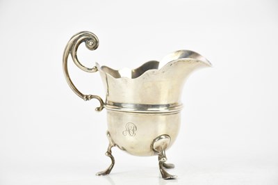 Lot 2467 - JOSIAH WILLIAMS & CO; an Edward VII hallmarked...