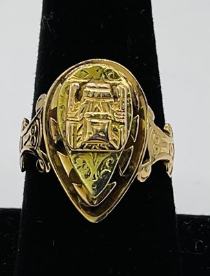 Lot 1024 - An unusual Peruvian two tone yellow metal ring,...