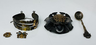 Lot 663 - A Peruvian silver and yellow metal mounted...