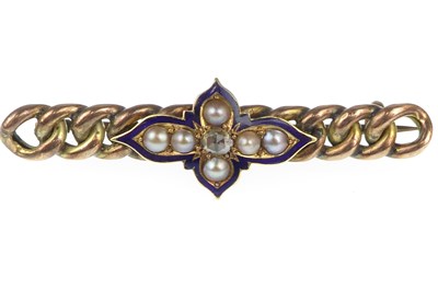 Lot 1142 - A gold chain link brooch with central blue...