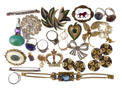 Lot 1238 - Various mixed costume jewellery to include...