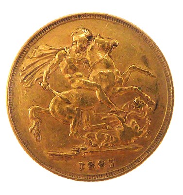 Lot 922 - A Victorian 1887 sovereign, young head, George...