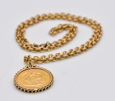 Lot 1085 - An Elizabeth II full sovereign, 1981, in 9ct...