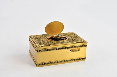 Lot 2269 - A reproduction brass cased singing bird box, 4...